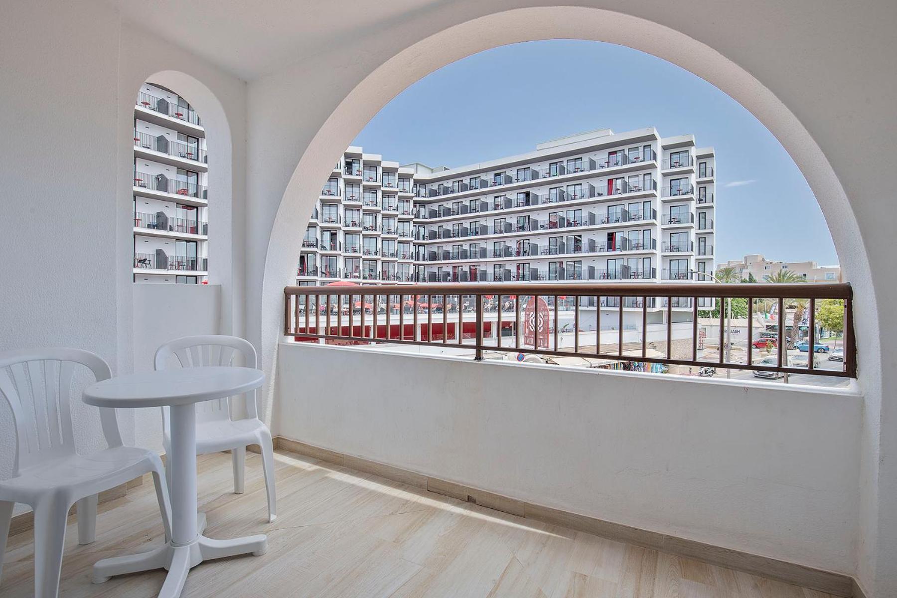 Sunside Ibiza Studios - Only Adults- Formerly Known As Central Park San Antonio  Luaran gambar