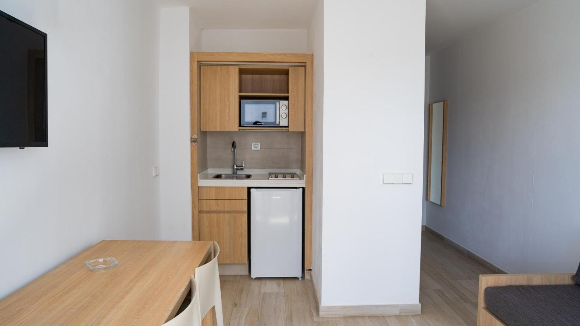 Sunside Ibiza Studios - Only Adults- Formerly Known As Central Park San Antonio  Luaran gambar