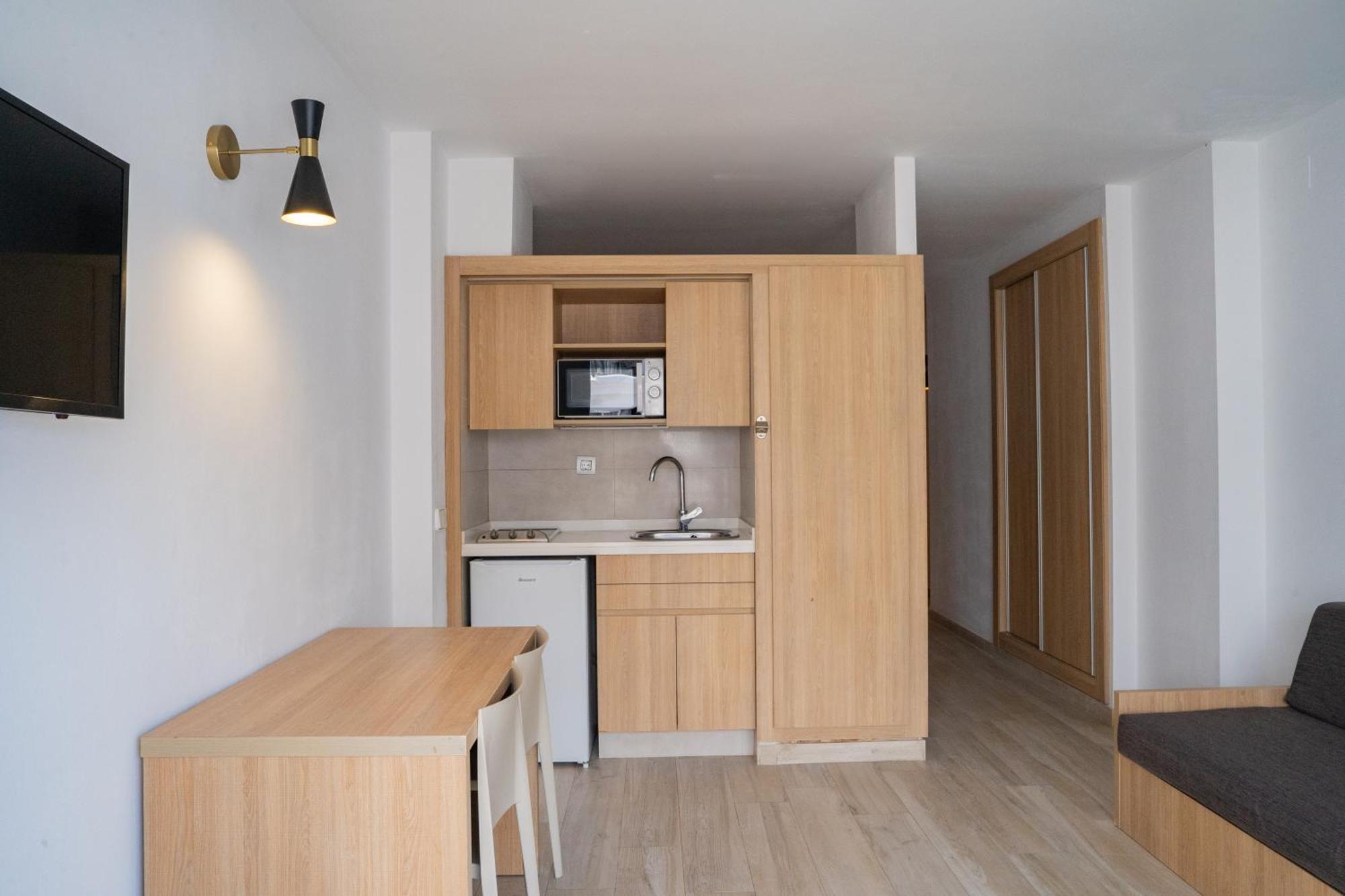 Sunside Ibiza Studios - Only Adults- Formerly Known As Central Park San Antonio  Luaran gambar