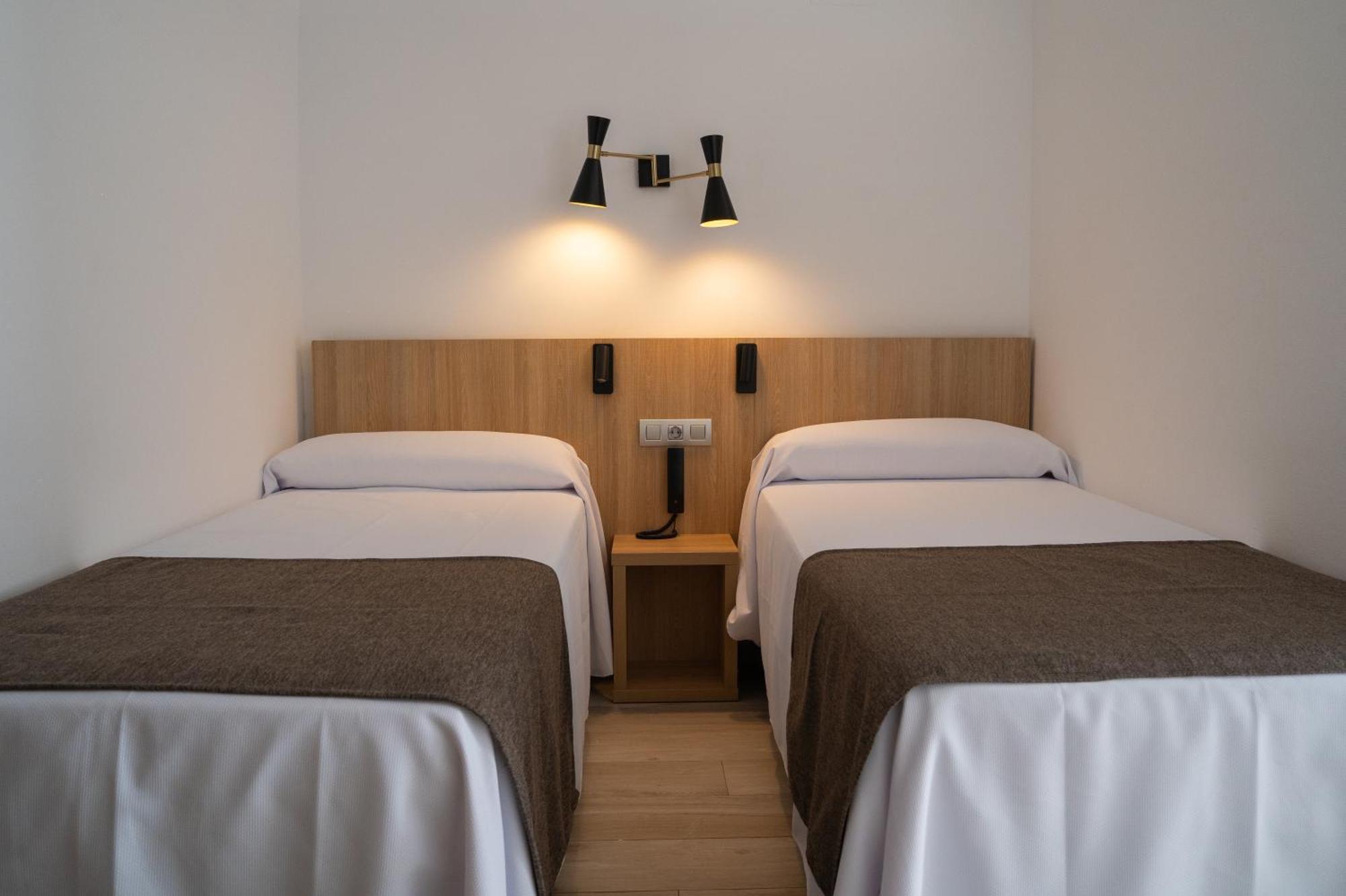 Sunside Ibiza Studios - Only Adults- Formerly Known As Central Park San Antonio  Luaran gambar
